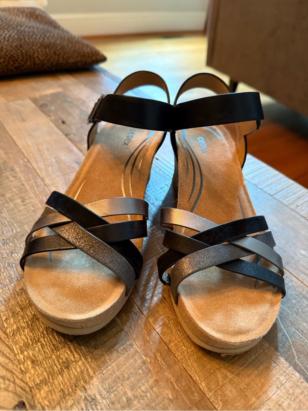 Aetrex Black Strappy Comfort Wedge Sandals 37 - worn once! - Picture 2 of 5